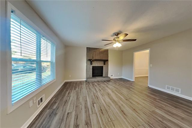 524 Mephisto Circle, Lawrenceville, GA 30046