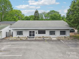 287 N Caldwell Street, Brevard, NC 28712