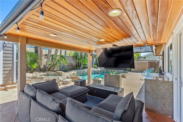 9111 Ellsworth, Huntington Beach, CA 92646
