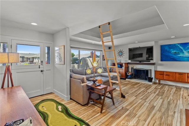 9111 Ellsworth, Huntington Beach, CA 92646