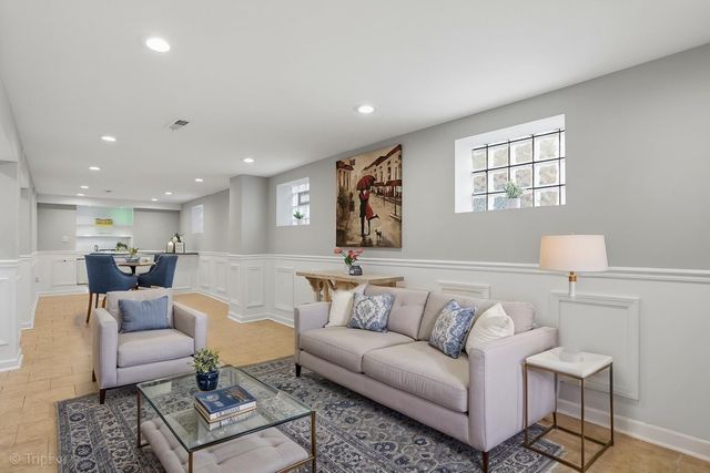 9149 S Aberdeen Street, Chicago, IL 60620