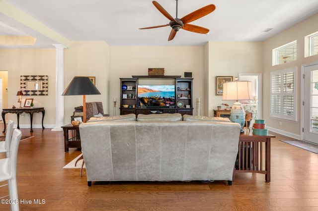 271 Cable Lake Circle, Calabash, NC 28467