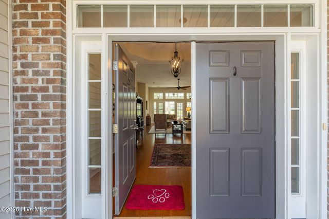 271 Cable Lake Circle, Calabash, NC 28467