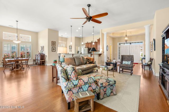 271 Cable Lake Circle, Calabash, NC 28467