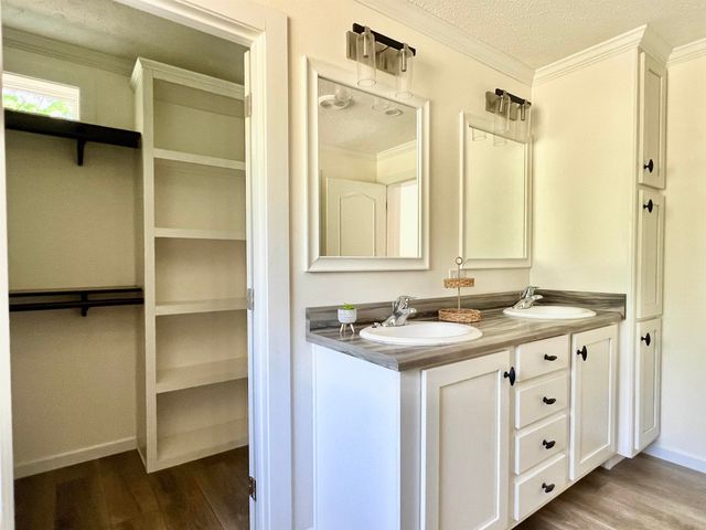 12131 Wilderness Drive, Tallahassee, FL 32309