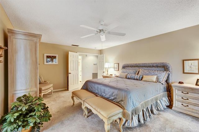 6120 WILSHIRE CIRCLE 6, Sarasota, FL 34238