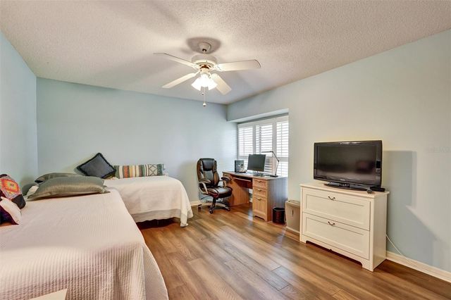 6120 WILSHIRE CIRCLE 6, Sarasota, FL 34238