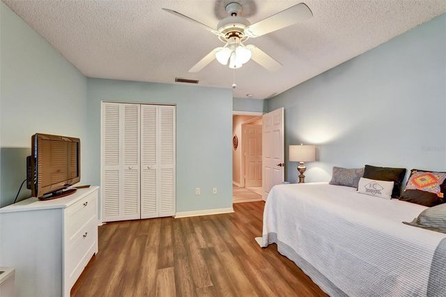 6120 WILSHIRE CIRCLE 6, Sarasota, FL 34238