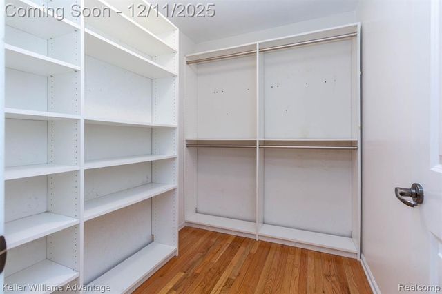 24975 Bloomfield Court, Novi, MI 48375