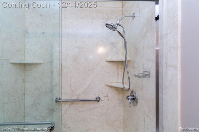 24975 Bloomfield Court, Novi, MI 48375