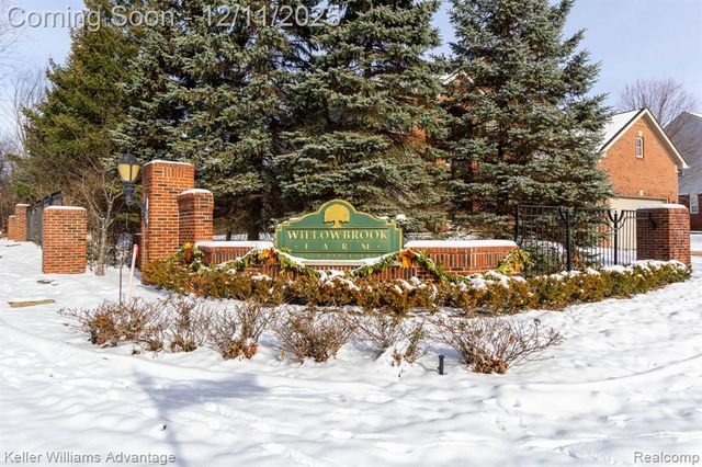 24975 Bloomfield Court, Novi, MI 48375