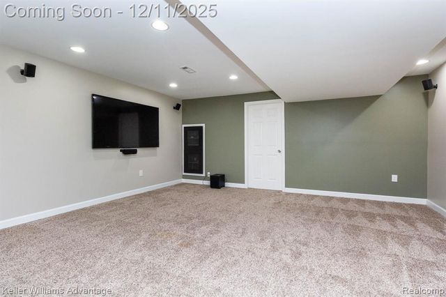 24975 Bloomfield Court, Novi, MI 48375