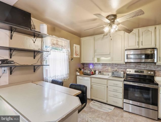 1220 KENT AVE, Baltimore, MD 21207