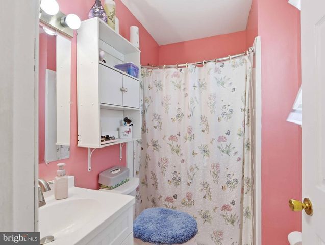 1220 KENT AVE, Baltimore, MD 21207