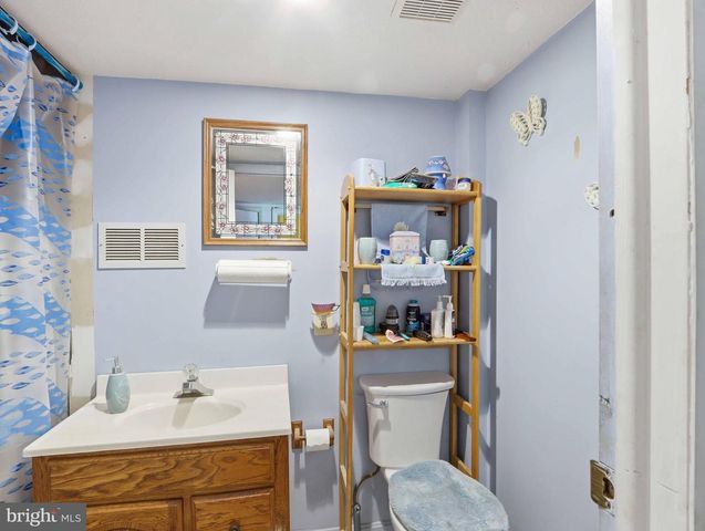 1220 KENT AVE, Baltimore, MD 21207