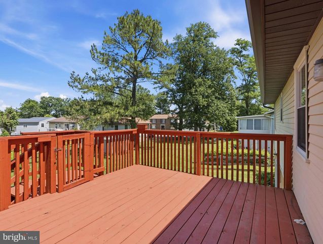 1220 KENT AVE, Baltimore, MD 21207