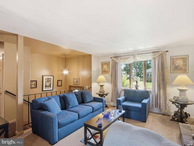 1220 KENT AVE, Baltimore, MD 21207