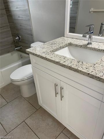 2505 SE 16th PL 2, Cape Coral, FL 33904