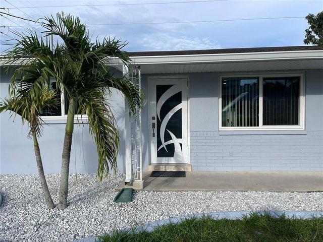 2505 SE 16th PL 2, Cape Coral, FL 33904