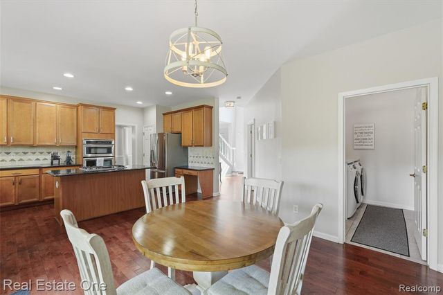 5097 Birkdale Drive, Commerce Twp, MI 48382