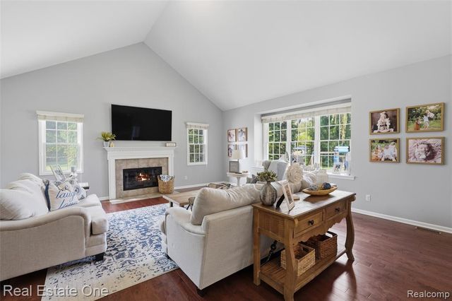 5097 Birkdale Drive, Commerce Twp, MI 48382