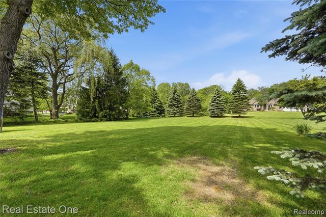 5097 Birkdale Drive, Commerce Twp, MI 48382