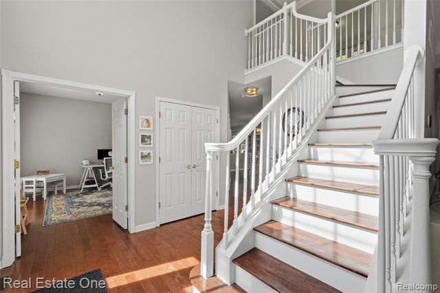 5097 Birkdale Drive, Commerce Twp, MI 48382