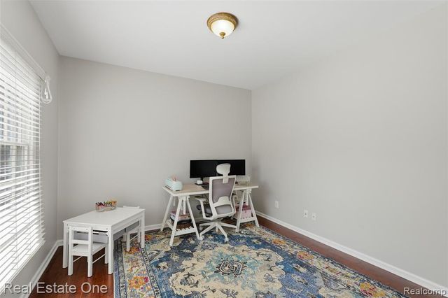 5097 Birkdale Drive, Commerce Twp, MI 48382