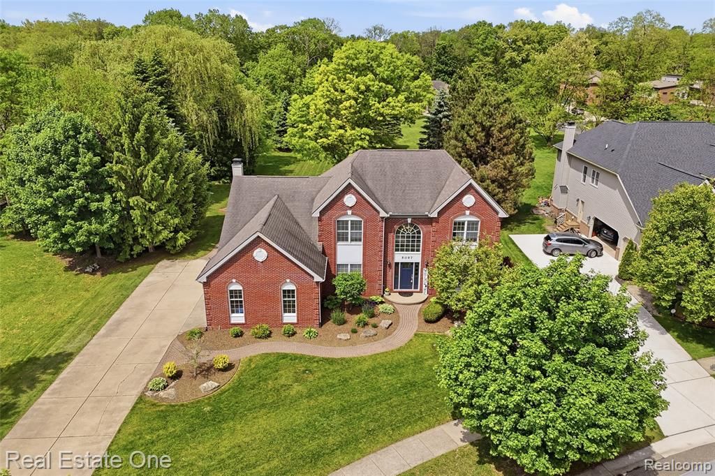 5097 Birkdale Drive, Commerce Twp, MI 48382