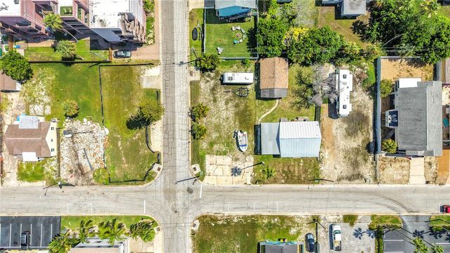 14065 PALM ST, Madeira Beach, FL 33708