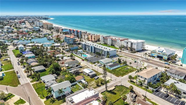 14065 PALM ST, Madeira Beach, FL 33708