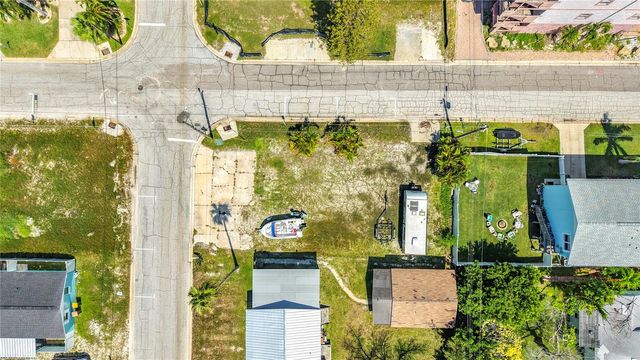 14065 PALM ST, Madeira Beach, FL 33708