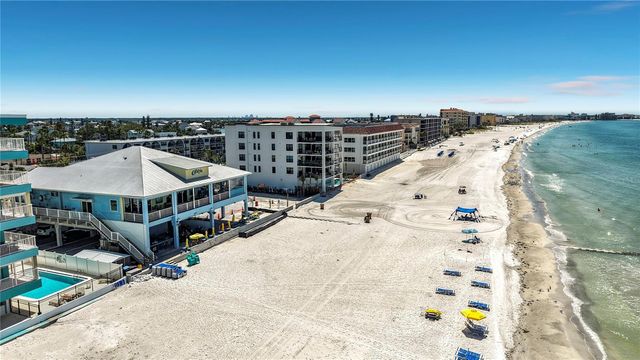 14065 PALM ST, Madeira Beach, FL 33708