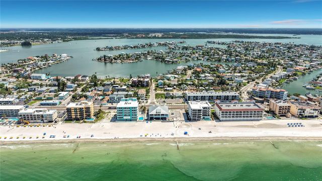 14065 PALM ST, Madeira Beach, FL 33708