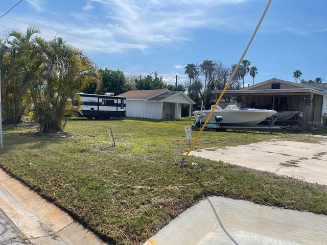 14065 PALM ST, Madeira Beach, FL 33708