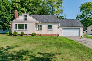 6015 Wilson Mills Road, Highland Heights, OH 44143