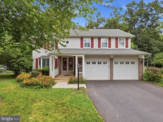 6595 ROCKLAND DR, Clifton, VA 20124