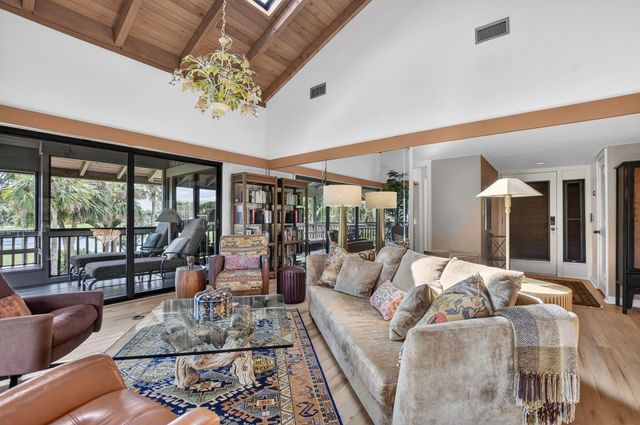 7067 Rain Forest Drive, Boca Raton, FL 33434