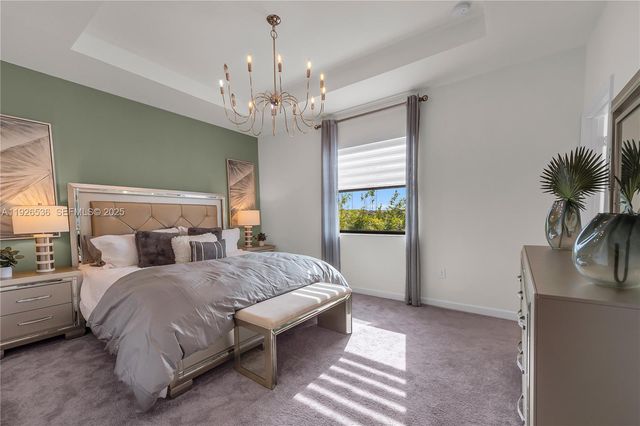 12980 SW 233rd Ter, Homestead, FL 33032