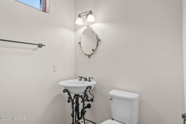 134 Circulo Vespucci, Tubac, AZ 85646