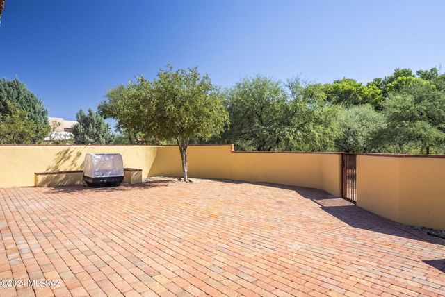 134 Circulo Vespucci, Tubac, AZ 85646