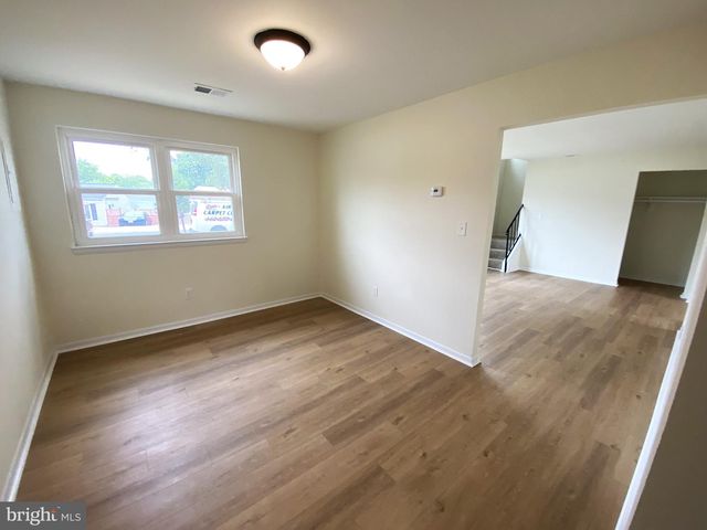 7707 QUEENS RD, Pasadena, MD 21122