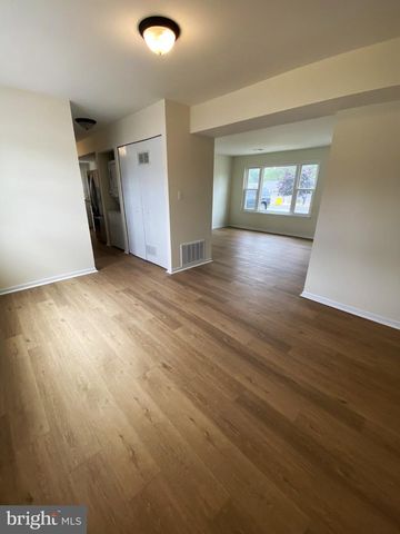 7707 QUEENS RD, Pasadena, MD 21122