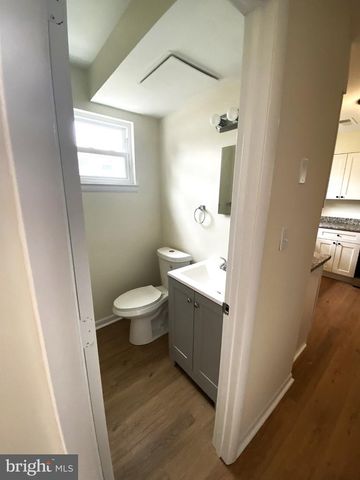 7707 QUEENS RD, Pasadena, MD 21122