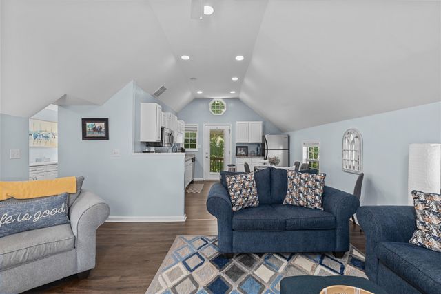 315 W 3rd Street, Frankfort, KY 40601