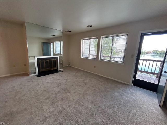 152 Mill Point DR, Hampton, VA 23669