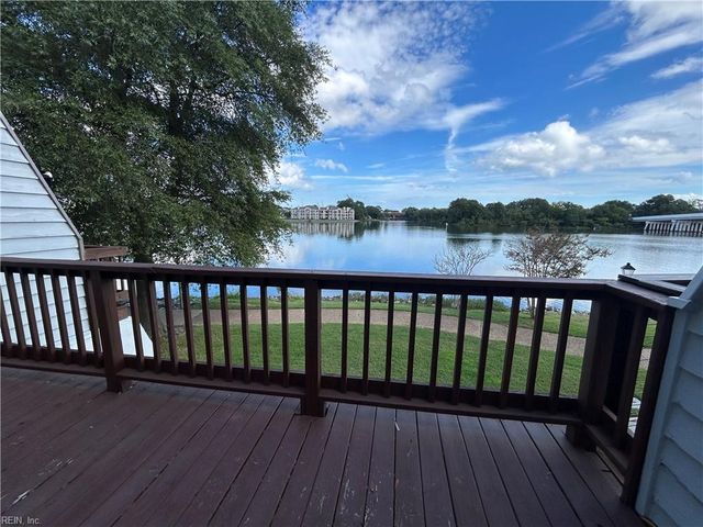 152 Mill Point DR, Hampton, VA 23669