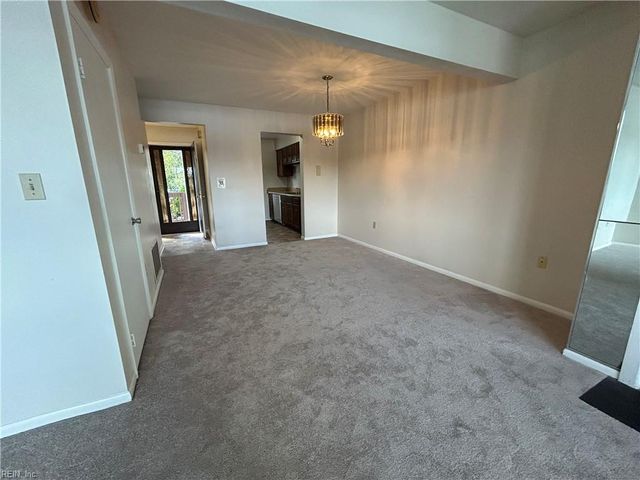 152 Mill Point DR, Hampton, VA 23669