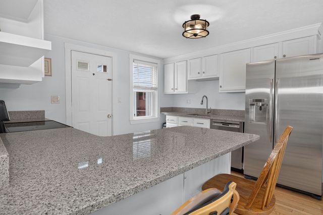 395 Pond St, Weymouth, MA 02190