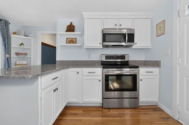 395 Pond St, Weymouth, MA 02190